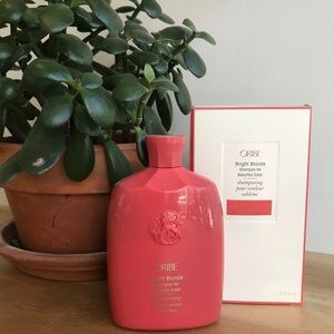 Oribe Bright Blonde Shampoo for beautiful color